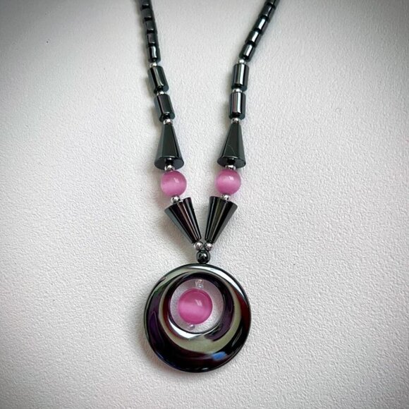 Hematite Donut Pendant Necklace Pink Cats Eye - Picture 2 of 4